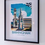 Stunning City Centre Apartment By 53 Degrees Property In Birmingham, Ideal For Small Groups!