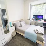 Stunning Studio In Birmingham