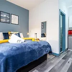 Sky Rooms One Bedroom Modern Studio Apartment 5