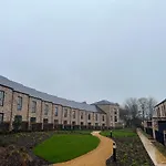 Blissful Retreat In Birmingham - Sleeps 5