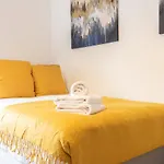 Westminster House - Contractors/Families