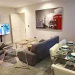 Apartment In Birmingham New Street