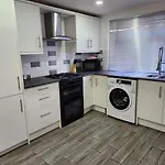3 Bedroom House - City Centre