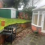 Beautiful Comfy Home In Birmingham