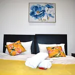 Luxury Jq 2 Bed Flat, Parking