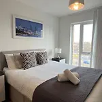 1 Bed 1 Bath Central Apartment