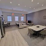 Stunning 1 Bed Apt Minutes From Bham City Centre!