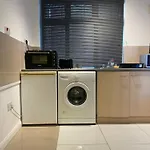 Birmingham City Centre One Bedroom Apartment - Free Parking, Free & Fast Wifi, 24Hr Check-In, Nearby O2 Academy, The Mailbox & Broad Street