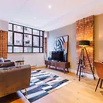 Wifi | 2Bedrooms | 10Min Away To Major Attractions