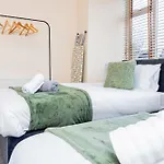 Families, Contractors, Business, Nec, Bhx, Birmingham Airport