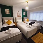 Large 5 Brh For Contractors,Families And Business Free Parking