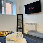 Charming Studio Apartment In Historic Birmingham