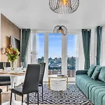 Birmingham City Centre Luxury Apartment
