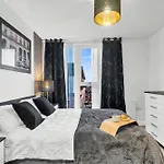Birmingham City Centre Luxury Apartment