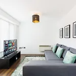 Duplex 2 Bedroom Apartment In City Nites - Near Arena - 2 Bathroom - City Centre