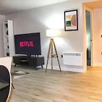 Ap - Luxury 2Bed Apt On Broadst