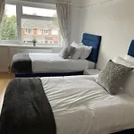Dinizia, 2 Bedrooms, Sleeps 5