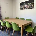 Birch, 7 Large Bedrm, Sleeps 14