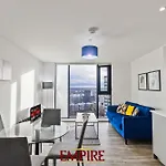 Lovely One Bedroom Apartment On Broad Street!