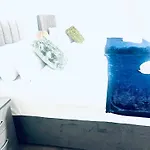 I Bed Apartment