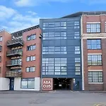 City Apartment - Free Underground Parking