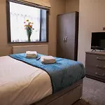 Luxe 2 Bed Apt - City Centre - Office - Smarttvs