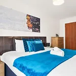 Chinatown - One Bed - Balcony - Secure Parking - Fast Wifi - Birmingham City Centre - 49A
