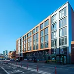 Central Birmingham 1 Bedroom Apartment