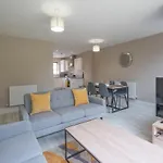 Fantastic 3Br House In Birmingham With Garden