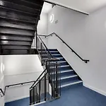 Stylish 1 Bed Flat In Central Birmingham