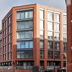 Stylish Contemporary 1Br Apartment In Birmingham