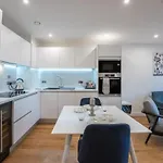 Lovely 1 Bedroom Apartment In Central Location