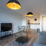 Stylish And Comfortable 1 Bedroom Apartment In Birmingham