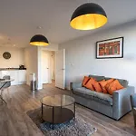 Stylish And Comfortable 1 Bedroom Apartment In Birmingham
