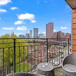 Birmingham City Centre Apartment Broad Street