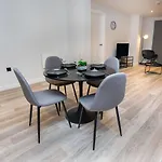 Fantastic Central Birmingham 2 Bed Apartment