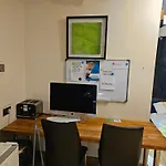 Umbrella Properties Private Apartment Birmingham