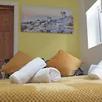 Cosy Entire Apartment 5 Min To City Centre! Free Parking, Smart Tv Sleeps 3-4