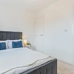 Luxury Modern House - 8 Mins To Nec, Airport