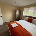Cozy 4-Bed House In Walmley