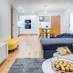 Pluxa Canary Diamond - High End Luxury Apartment