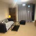 1 Bed Apartment Very Near To Mailbox And Broad Street And New Street Station