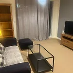 1 Bed Apartment Very Near To Mailbox And Broad Street And New Street Station