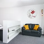 Rotunda Highrise Luxury Studio Apt Bullring Birmingham City Centre Great Views