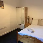 Serene Retreat - Near Bham City Centre & The Jq
