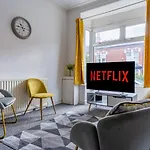 K Suites - Katherine Road