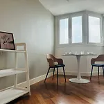 Stylish Comfy City Centre Stay With Free Netflix Jvt Short Lets