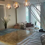 Simply Stunning Jacuzzi Apartment With Panoramic View