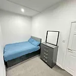 Apartment In Bham City Centre, Free Parking Sleeps 3