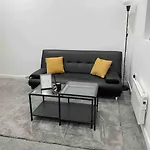 Apartment In Bham City Centre, Free Parking Sleeps 3